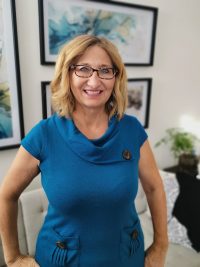 Daphne Hellman